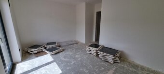 Novostavba + pozemok 1000m2 - 9