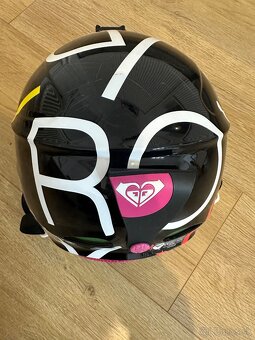 Predám snowboard s viazaním, topánky aj prilbu. - 9