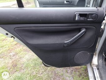 Rozpredám golf 4 - 9