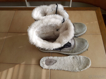 Damske vodeodolne snehule CUBE. - 9