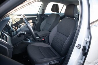 Škoda Octavia 2.0 TSI Ambition DSG - 9