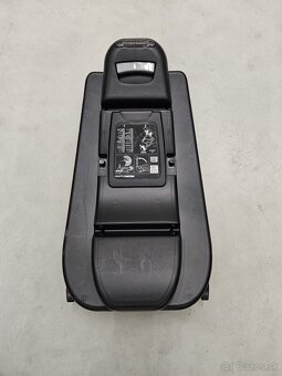 Recaro privia autosedacka - vajicko + isofix - 9