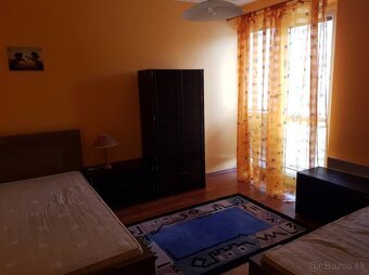 Prenájom 3izbového bytu s garážou - 9