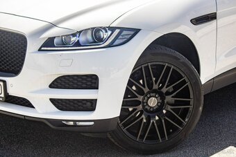 Jaguar F-Pace 2.0D I4 180k Chequered Flag AWD A/T - 9