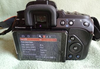 Predám kvalitnú japon. zrkadlovku SONY DSLR A500. - 9