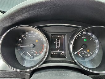 ŠKODA SUPERB COMBI 2.0 TDI 125KW DSG 2014 - 9