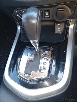 NISSAN Navara Tekna dCi DOUBLE CAB 4x4 Volant vpravo RV 2018 - 9