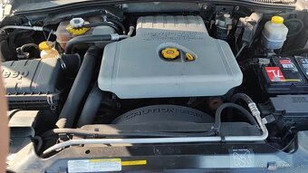 JEEP CHEROKEE 2.5 CRD Sport - 9