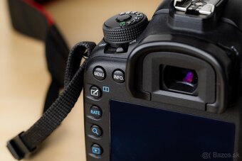 Canon EOS 7D Mark II + Grip - 9