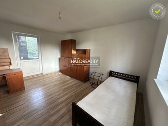 HALO reality - Predaj, rodinný dom Čata - 9