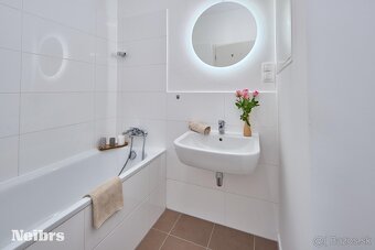 2 izbový byt s terasou a parkingom - 9