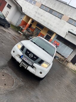 Nissan navara 4x4 - 9