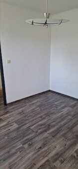 Predám 3 izb. byt Zvolen, centrum, 2x balkón - 9