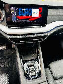 Škoda Octavia Sedan DSG 110kw VIRTUAL/KAMERA/DCC/SIDE - 9