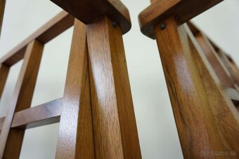 Kreslá - 9