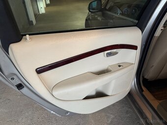 Volvo V70 D5 Automat - 9
