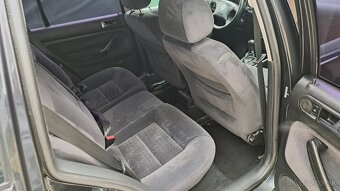 Volkswagen Golf 4 Variant 1.6 16V 74kw r.v.2004 Kupene SR - 9