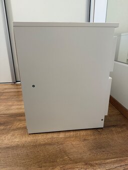 Nočné stolíky Malam IKEA - 9