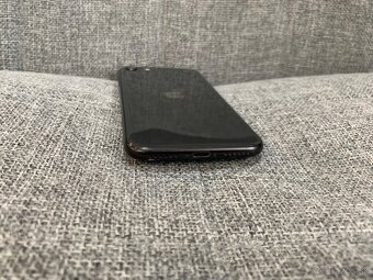 iPhone SE 2020 128GB (plne funkčný) - 9