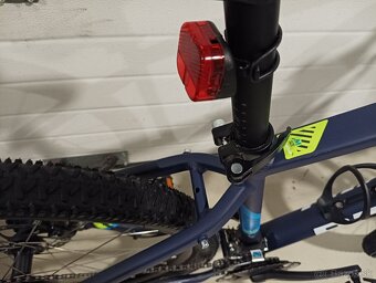 Rockrider ST 520, kolesá 27,5" rám 17,5" - 9