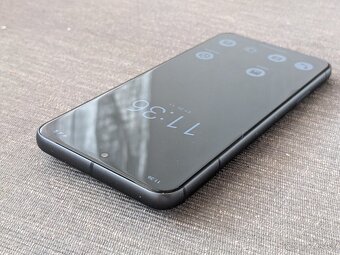 Google Pixel 8 128GB GrapheneOS bezpečnostní software - 9