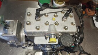 Rotax 532 AVIO s převodovkou Rotax - 9