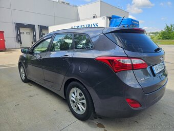 HYUNDAI I30 combi - 9