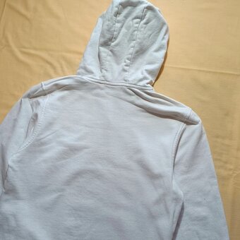 Lacoste biela mikina s kapucňou s veľkým logom S/M - 9