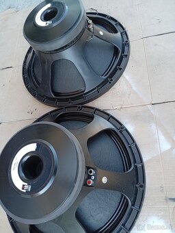 Basové reprobedne 18" 1000W - 9