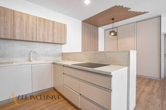 ALL INCLUSIVE | NA PREDAJ 4-IZBOVÝ RD (ČASŤ DVOJDOMU), VEĽKÉ - 9