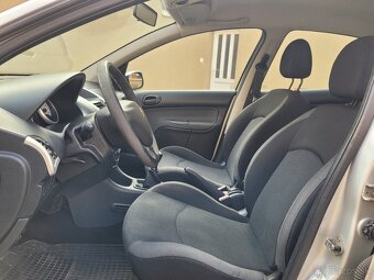 Peugeot 206 Plus  1.1.i 44kw - 9