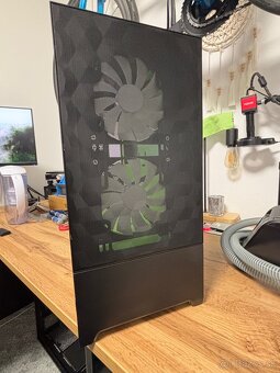 Predam Fractal Design Pop Air TG Clear Tint Green - 9