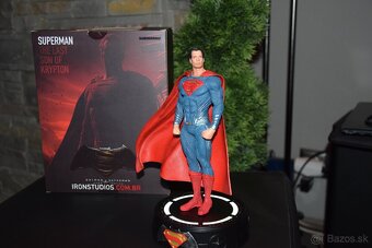 Zberatelska figurka Superman 1:10 - 9