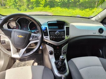 Chevrolet Cruze 1,6 LS LPG - 9