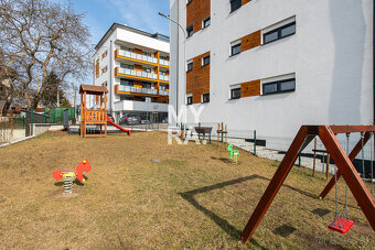 Štýlový 3-izbový byt s lodžiou a balkónom – takmer dokončený - 9