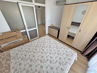 Panoramatický apartmán s jednou spálňou a veľkou terasou v e - 9