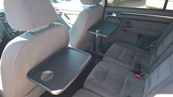 Volkswagen Touran 2.0 TDI BlueMotion Technology Highline - 9
