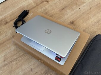 15.6"/HP Notebook/Ryzen 7/32GB RAM DDR4/256GB M.2 NvMe/AMD - 9
