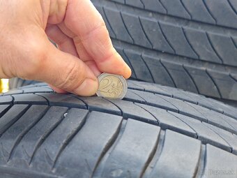 Michelin 235/55R18 - 9