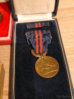 Staré odznaky, rôzne - 9
