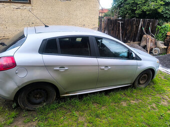 Predám Fiat Bravo 1.9 JTD 110 kw r. v. 2007 - 9