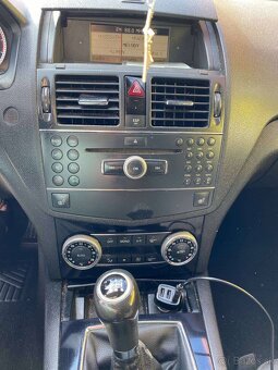 Mercedes - Benz C180 Kompresor BlueEFFICIENCY - 9