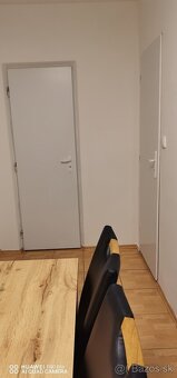 Dám do prenájmu 2 izbový byt v Púchove. - 9