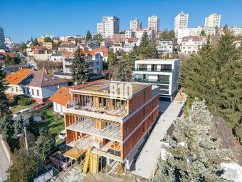REZERVOVANÉ 4- IZBOVÝ BYT SO ZÁHRADOU A S BAZÉNOM V PROJEKTE - 9