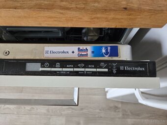 Predam za 490,- EUR zanovnú IKEA kuchyňu vrátane spotrebičov - 9