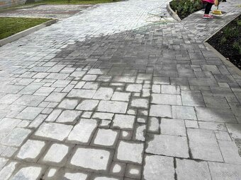 Realizácia zámkovej dlažby a výstavba plotov - 9