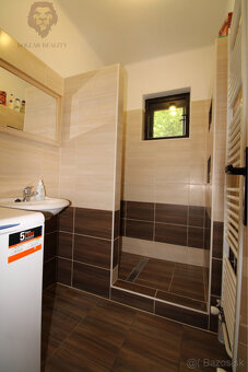 ZNÍŽENÁ CENA - NA PREDAJ - Veľký Rodinný dom Sokolovce - 9