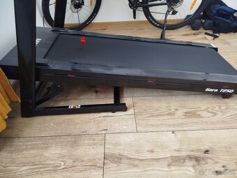 Predám elektrický bežecký pás Trinfit Gara T250 - 9