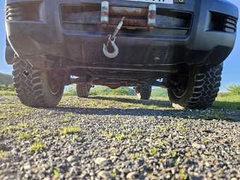 Toyota LandCrusier 120 - 9