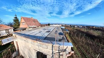 Viničný domček s veľkým pozemkom a krásnym výhľadom, Vráble - 9